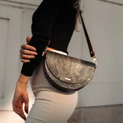 Holzkern Handtaschen^Asami