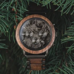Holzkern Uhren^Askja