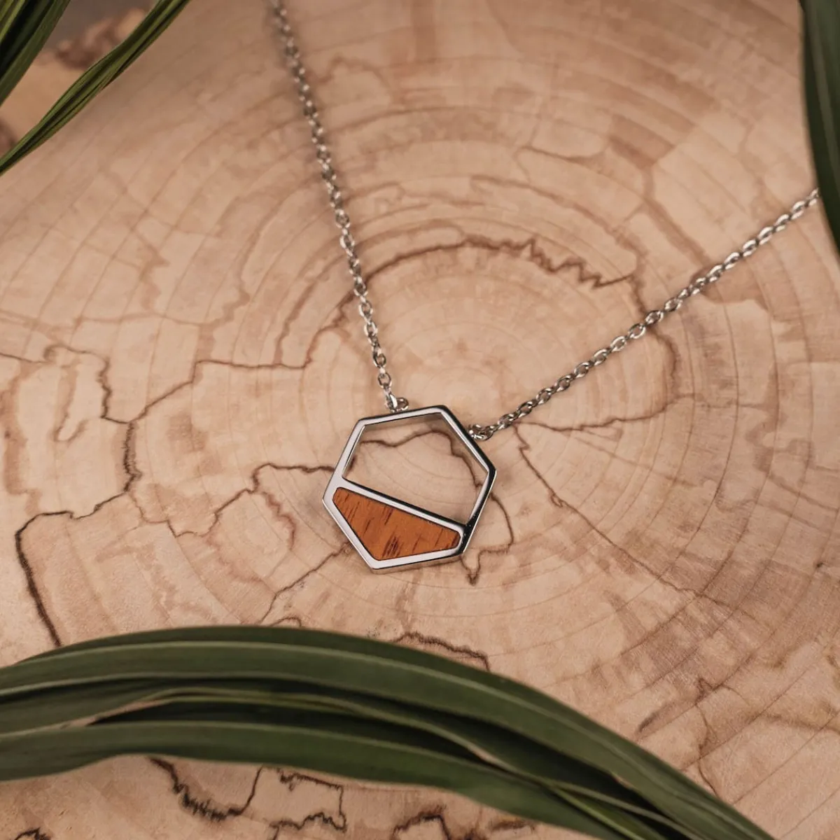 Holzkern Halsketten|Schmuck^Assemblage Halskette