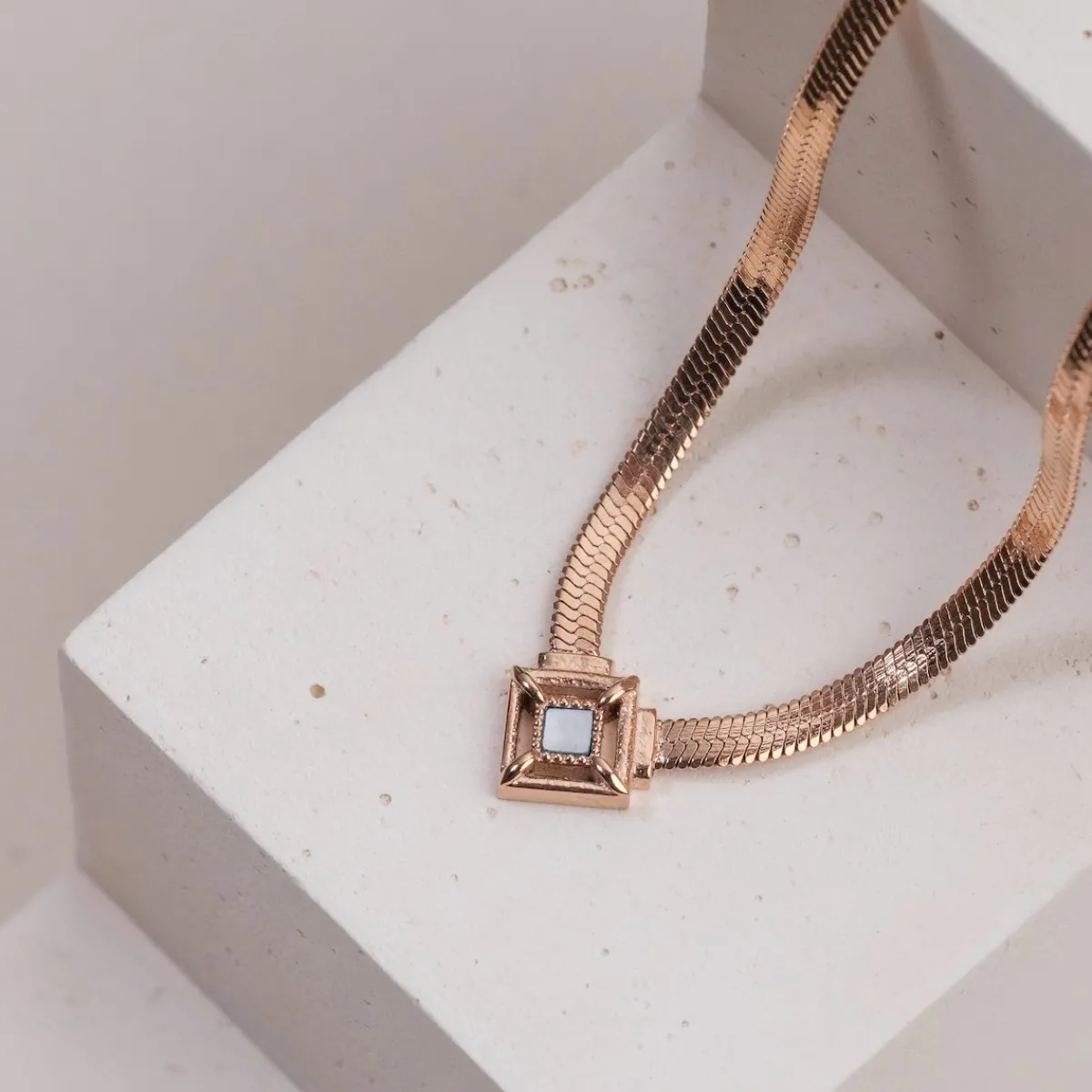 Holzkern Halsketten|Schmuck^Awakening Halskette
