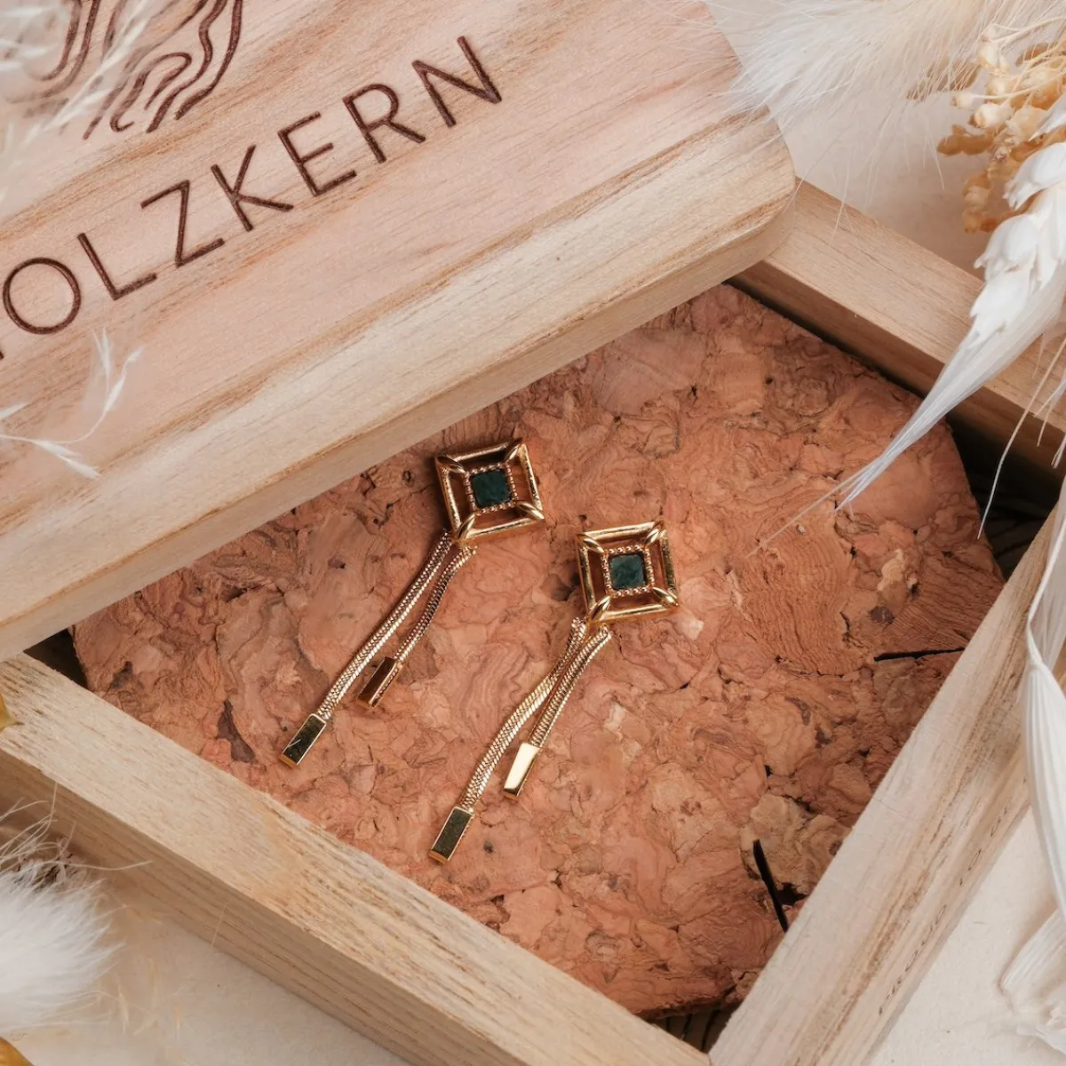 Holzkern Ohrringe|Schmuck^Awakening Ohrringe