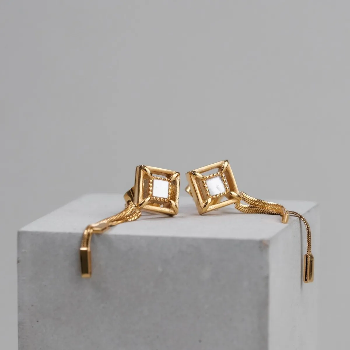 Holzkern Ohrringe|Schmuck^Awakening Ohrringe