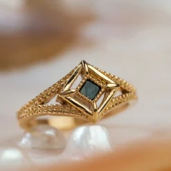 Holzkern Ringe|Schmuck^Awakening Ring