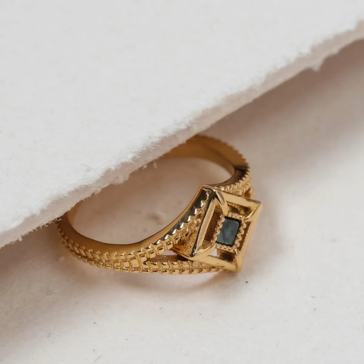 Holzkern Ringe|Schmuck^Awakening Ring