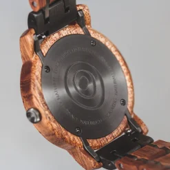 Holzkern Uhren^Awash