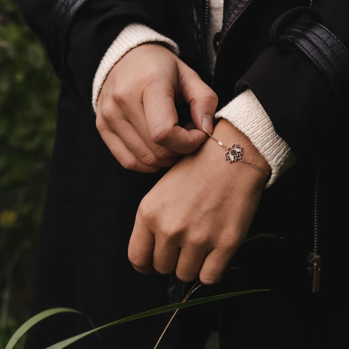 Holzkern Schmuck|Armbänder^Balance Armband