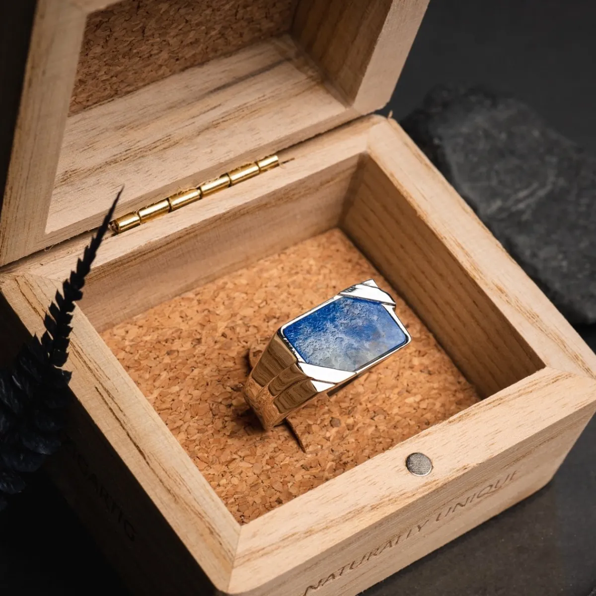 Holzkern Ringe|Schmuck^Binomial Ring