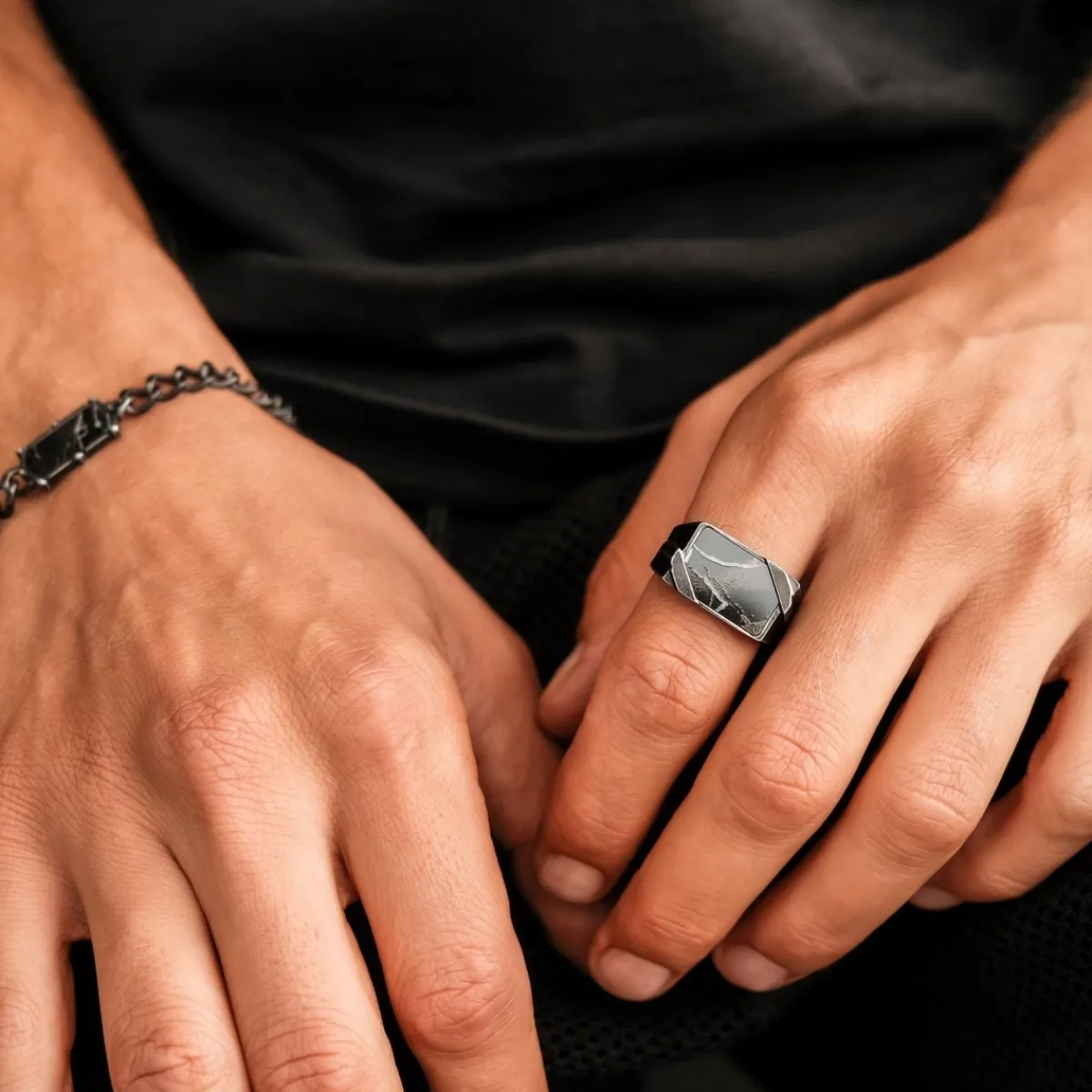 Holzkern Ringe|Schmuck^Binomial Ring