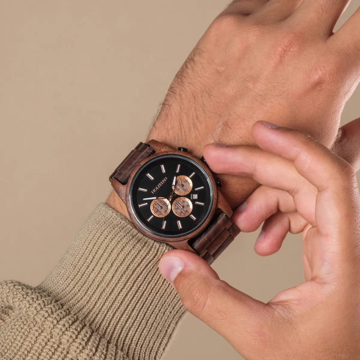 Holzkern Uhren^Buschwerk