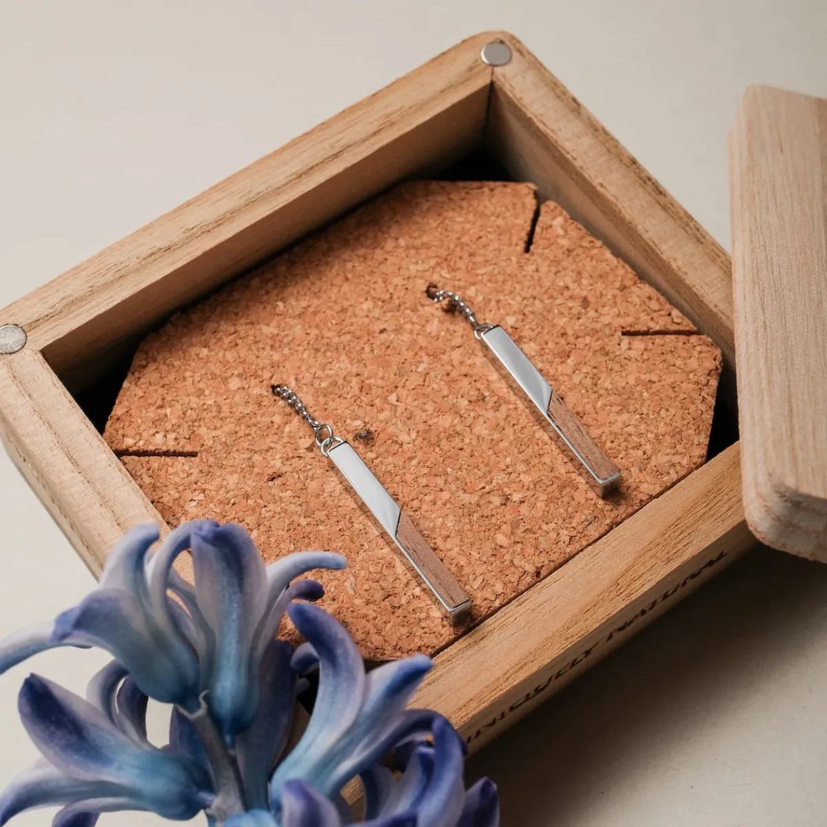 Holzkern Ohrringe|Schmuck^Campania Ohrringe