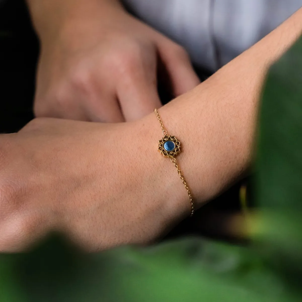 Holzkern Armbänder|Schmuck^Composition Armband