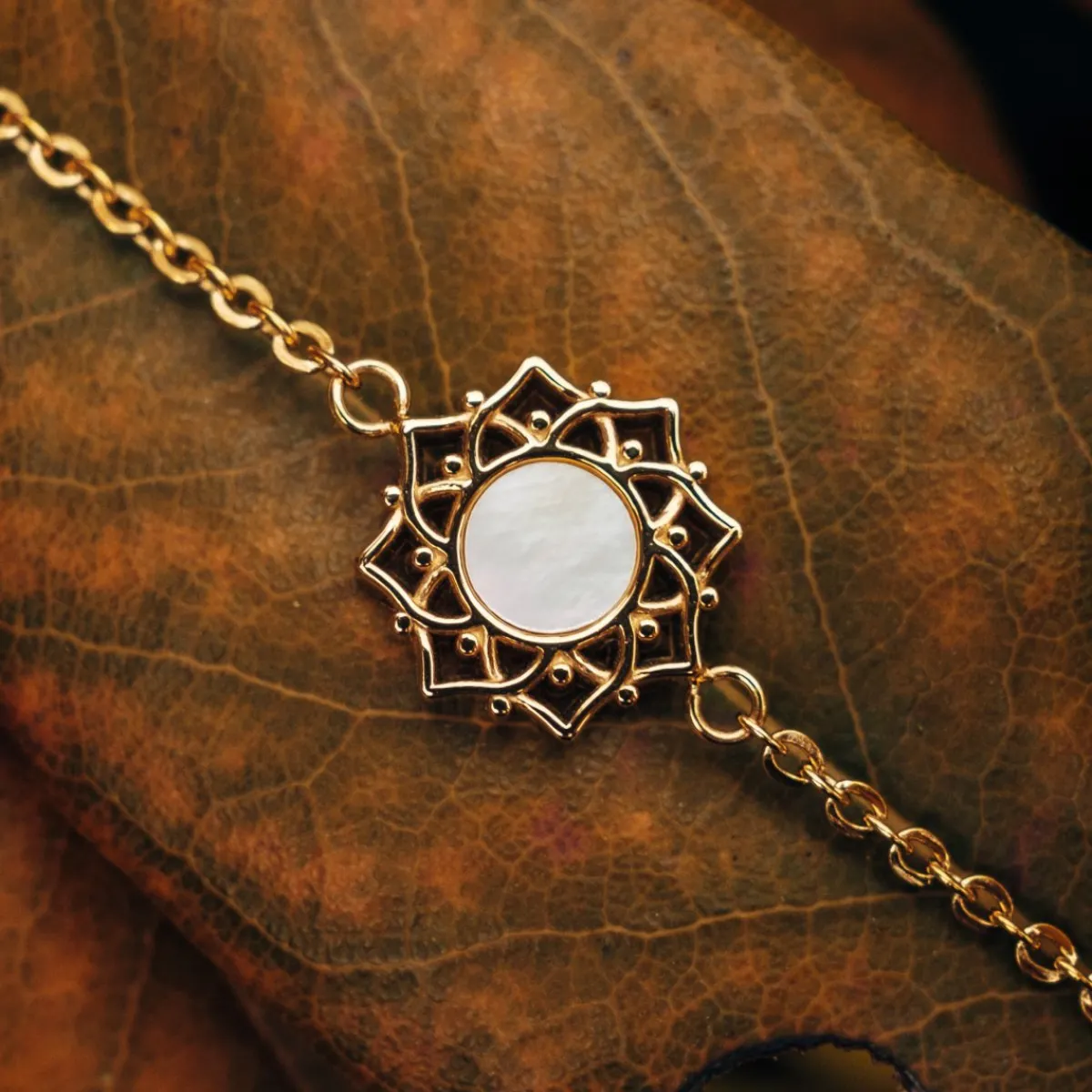 Holzkern Armbänder|Schmuck^Composition Armband