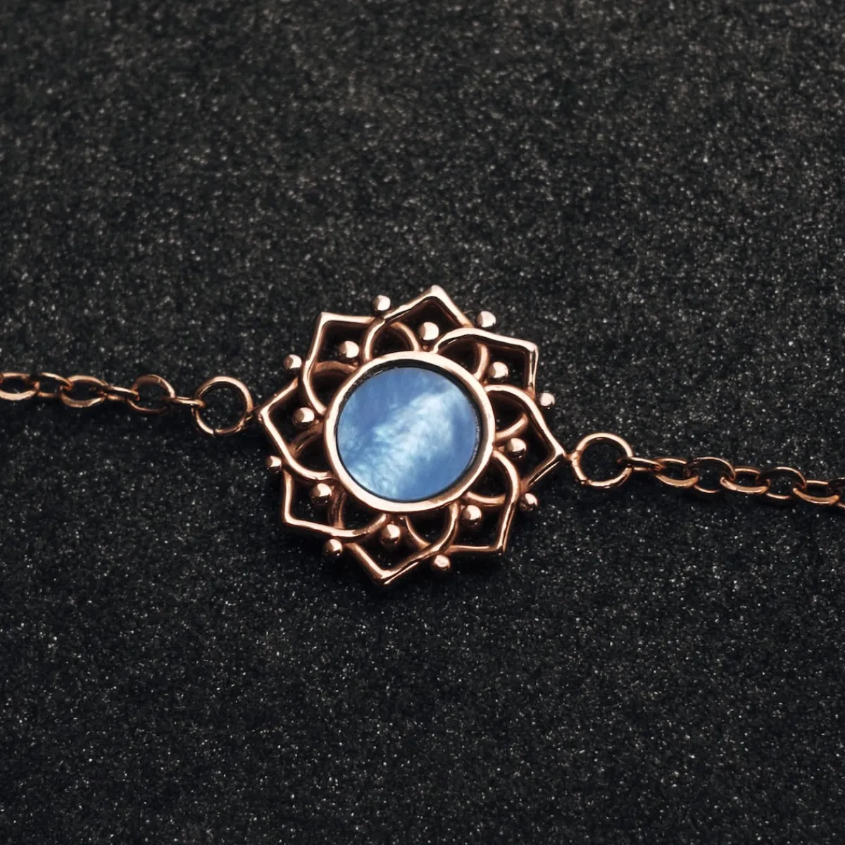 Holzkern Armbänder|Schmuck^Composition Armband