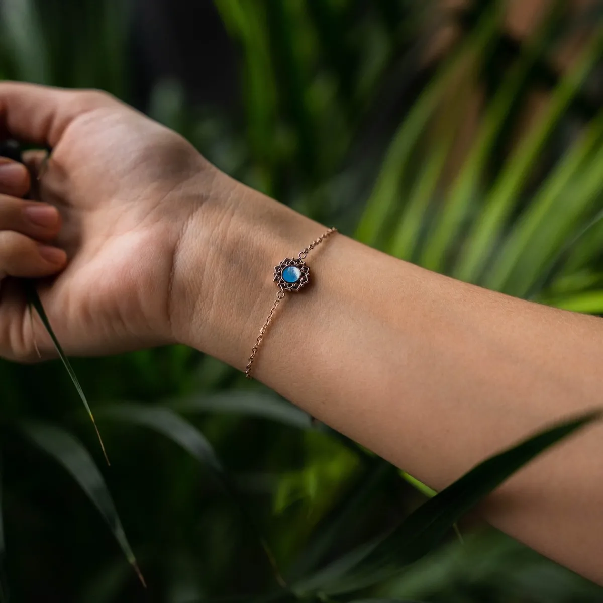 Holzkern Armbänder|Schmuck^Composition Armband