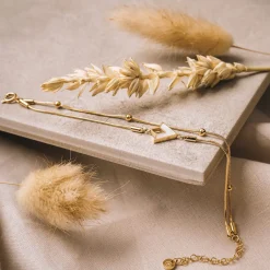 Holzkern Armbänder|Schmuck^Conceptual Armband