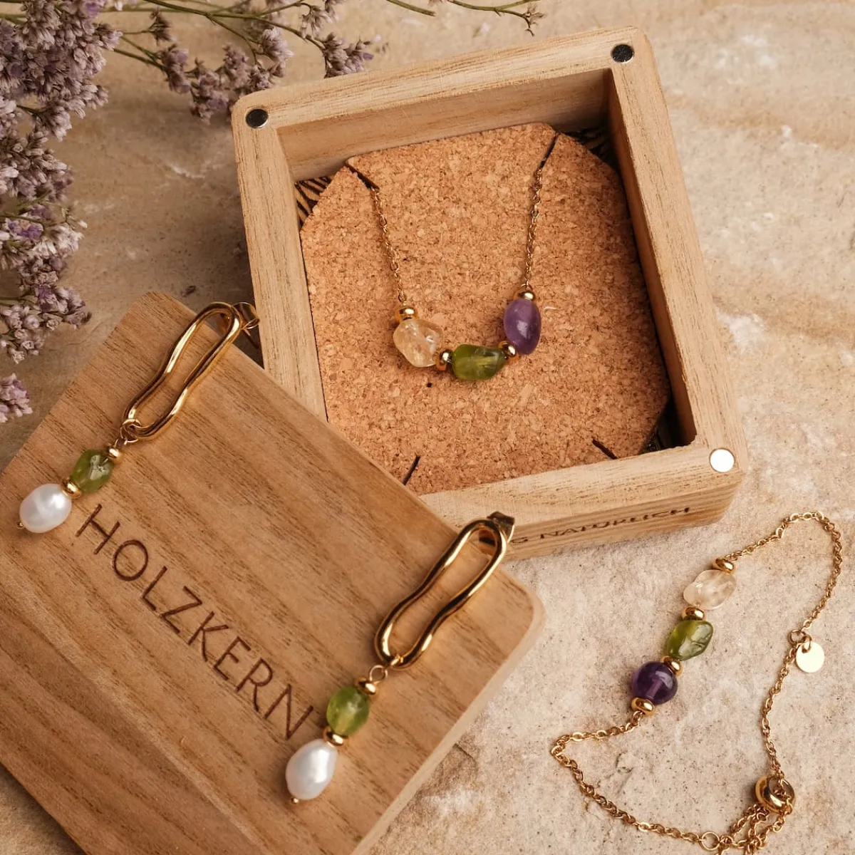 Holzkern Armbänder^Free Play Armband