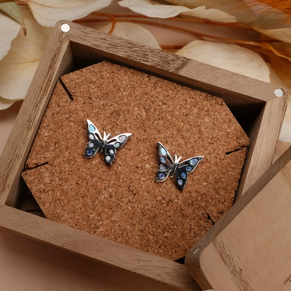 Holzkern Ohrringe|Schmuck^Fritillary Ohrringe