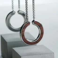 Holzkern Schmuck|Halsketten^Inseparable L
