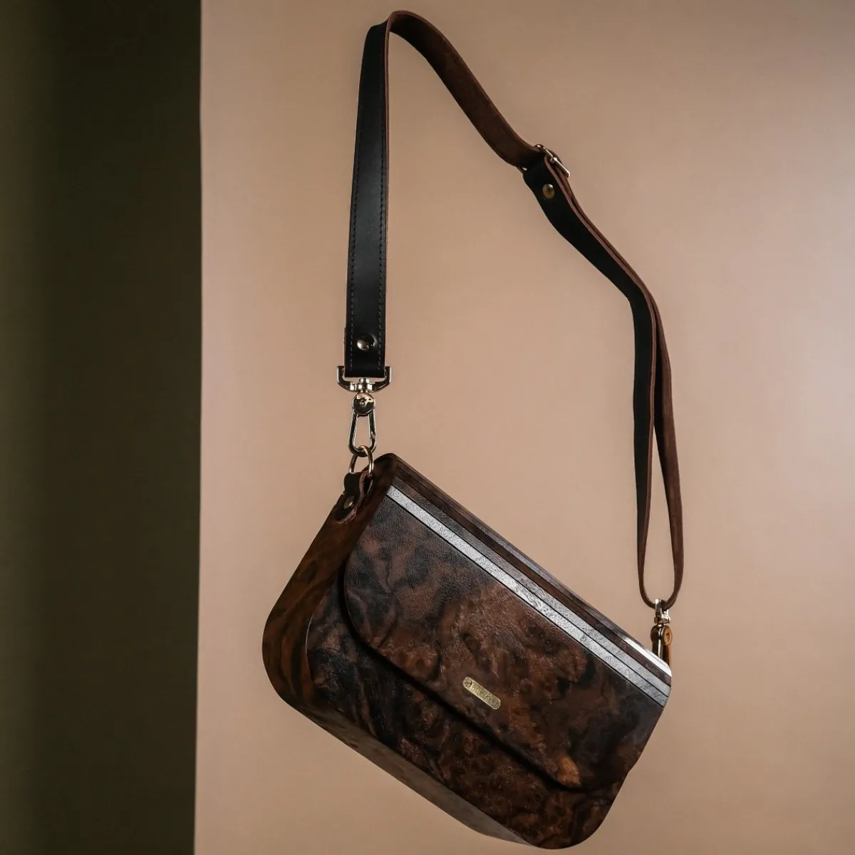 Holzkern Handtaschen^Ivay