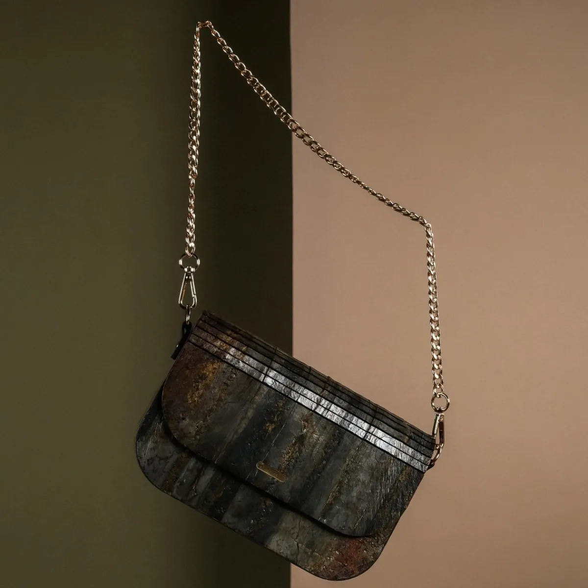 Holzkern Handtaschen^Iveya VEGAN