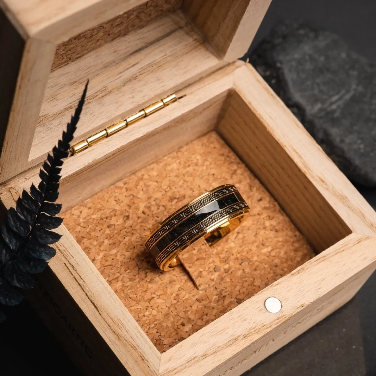 Holzkern Ringe|Schmuck^Numerary Ring
