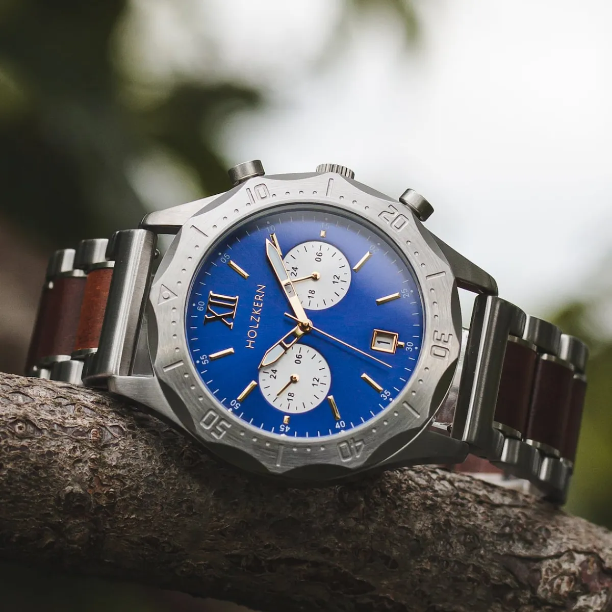 Holzkern Uhren^Osprey