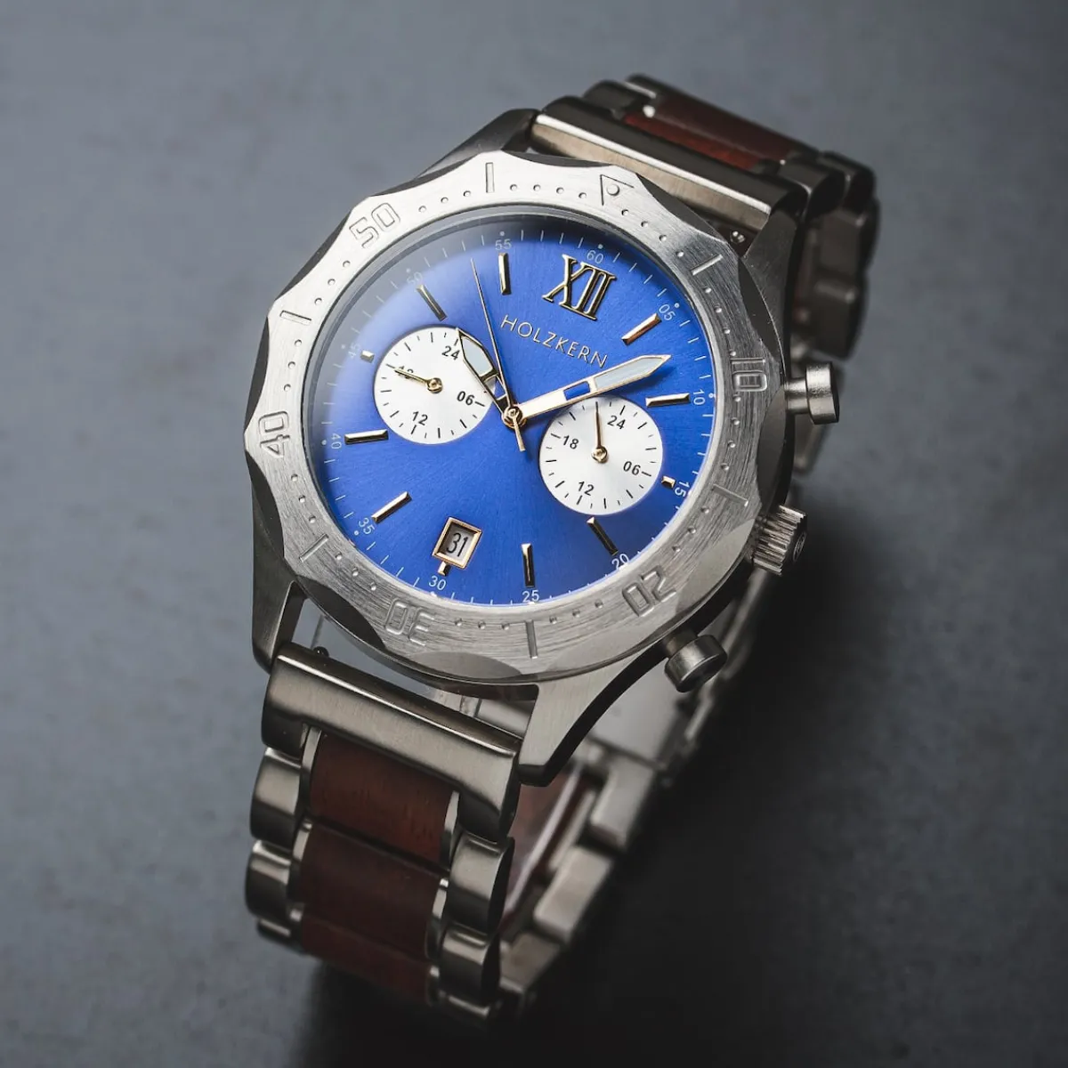 Holzkern Uhren^Osprey