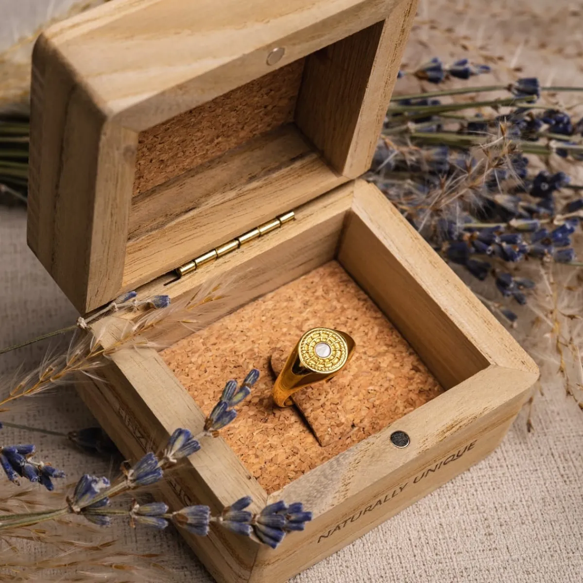 Holzkern Ringe|Schmuck^Pixa Ring
