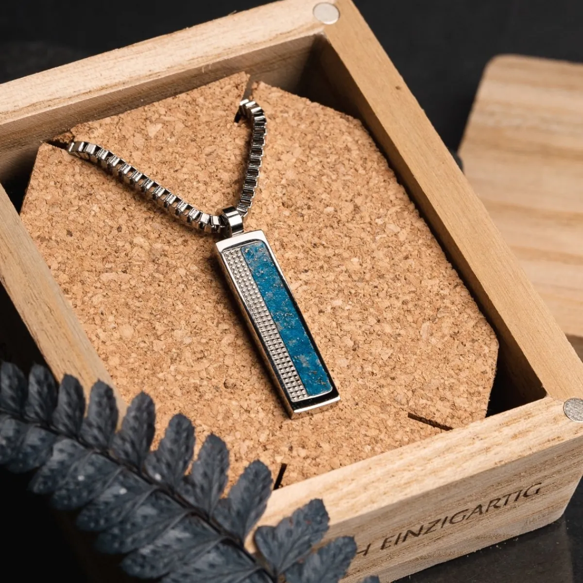 Holzkern Halsketten|Schmuck^Planarity Halskette