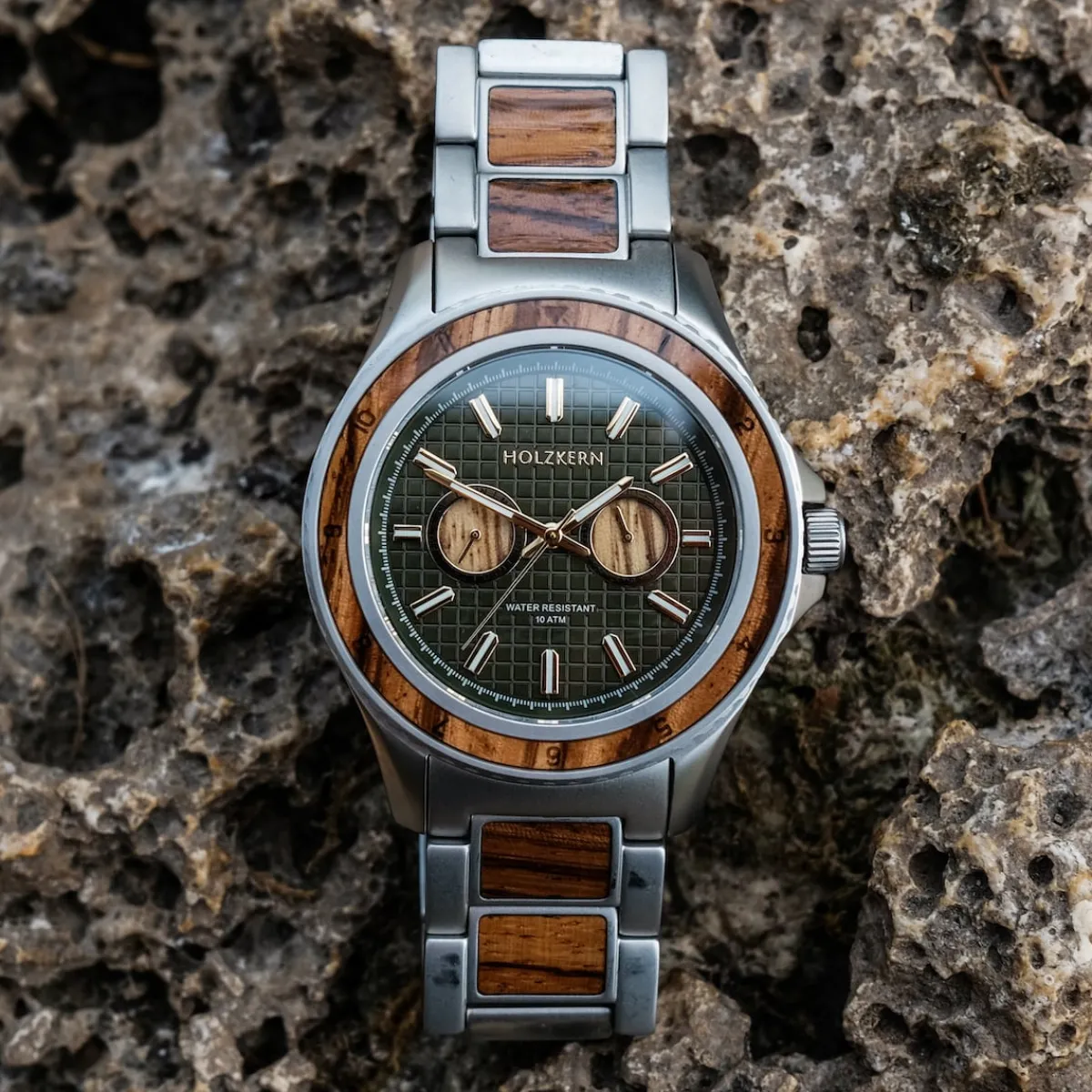 Holzkern Uhren^Rawaki