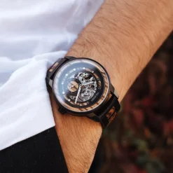 Holzkern Uhren^Sternum
