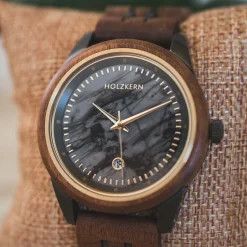 Holzkern Uhren^Vidar