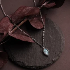 Holzkern Halsketten|Schmuck^Visual Halskette
