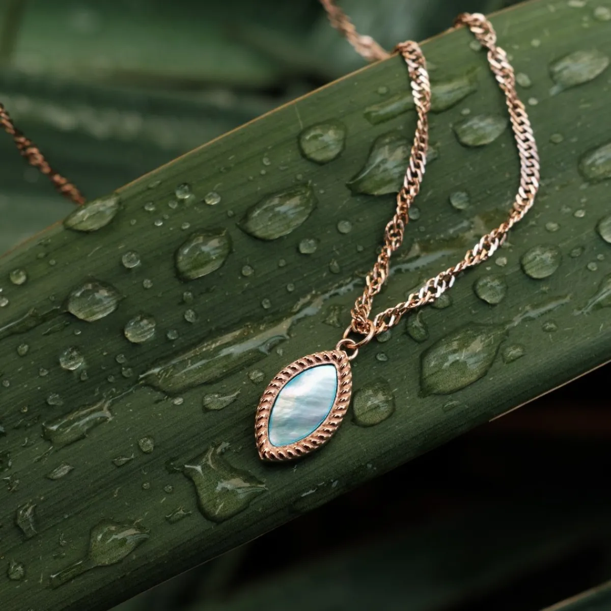 Holzkern Halsketten|Schmuck^Visual Halskette